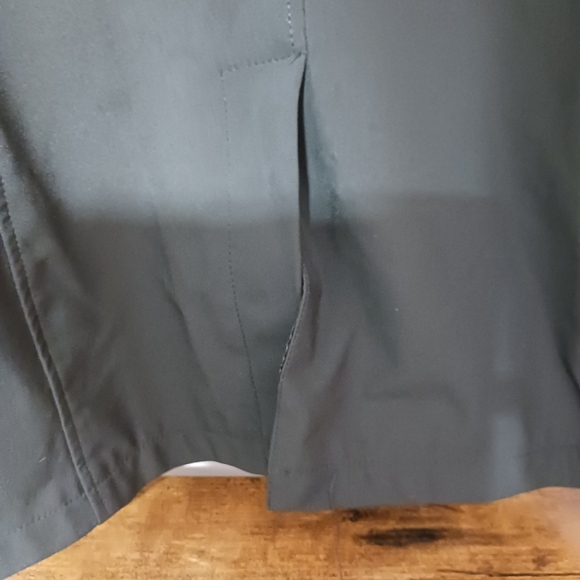 Womens rain jacket small Black 2 way zippered snaps pockets hood roomy warm - Picture 5 of 8